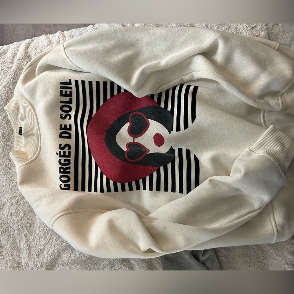 Forever 21 Paris Crewneck